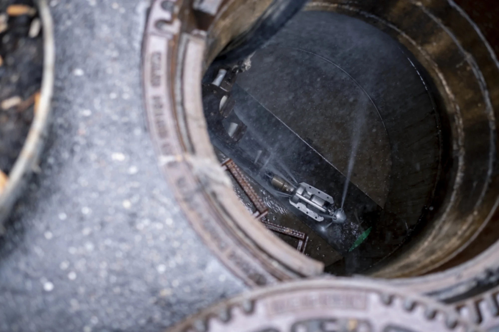 Kanalservice Regenstauf bei der professionellen Kanalreinigung